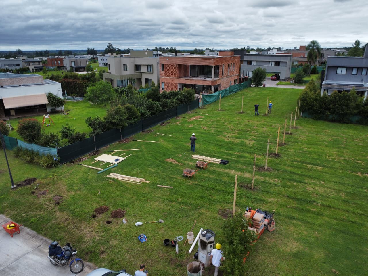 Casa POPE — replanteo y preparación del terreno